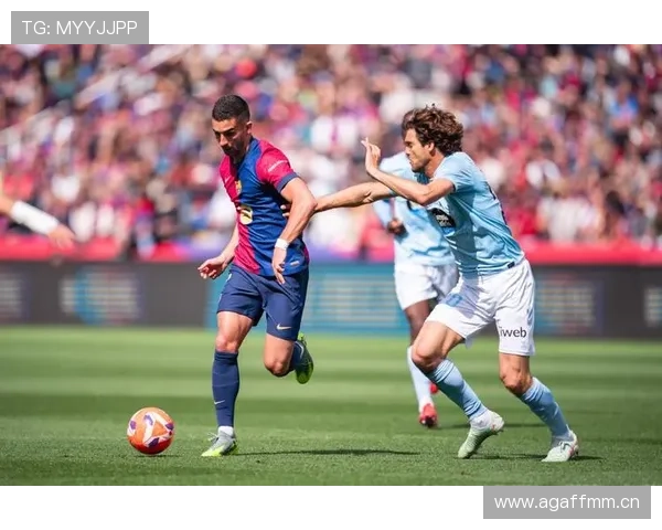 西甲塞尔塔进攻足球