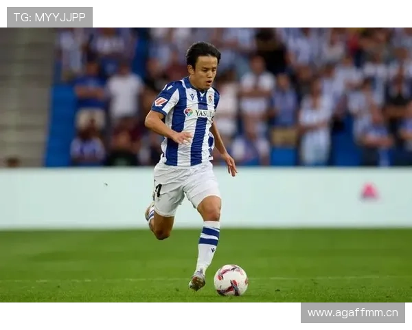 久保建英小空间摆脱与连续变向技术解析