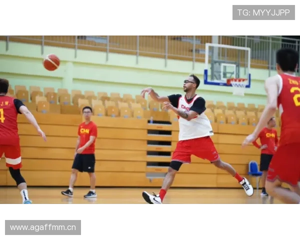 李月汝训练完直接拎爱马仕去吃米其林，这哪是打球啊